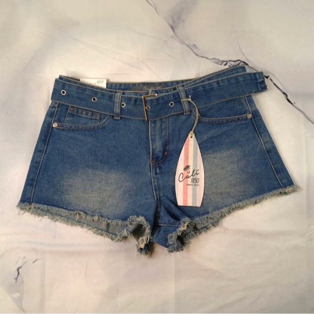 NEW Cali 1850 Medium Wash Denim Cutoff Shorts 5/27
